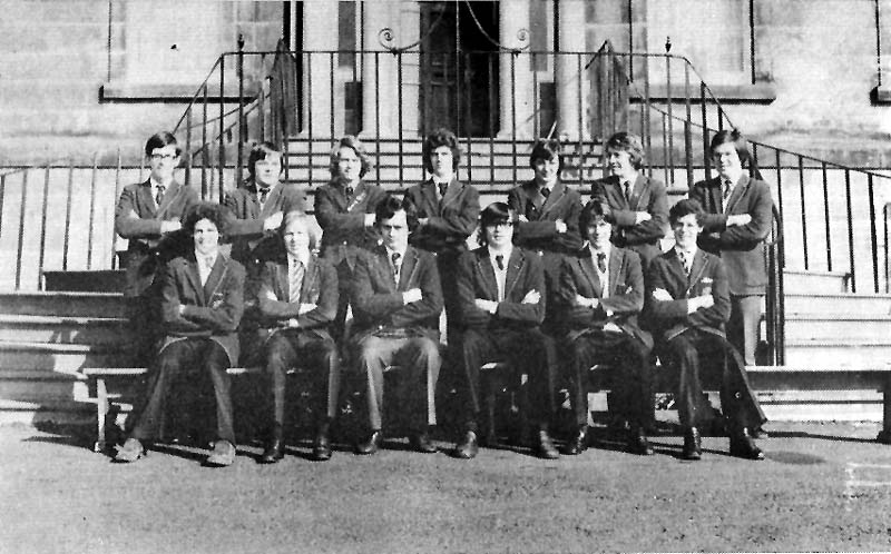 Class Photo Senior 6 1976.jpg - Senior 6 in 1976